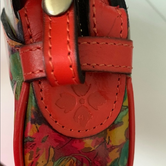 Patricia Nash Floral Crossbody - Picture 9 of 11